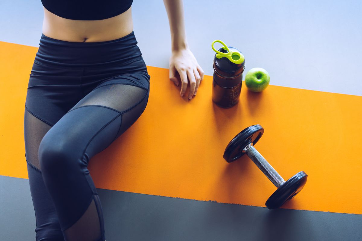【女性向け】筋トレ効果を実感できるのはいつから?挫折を防ぐ方法を解説